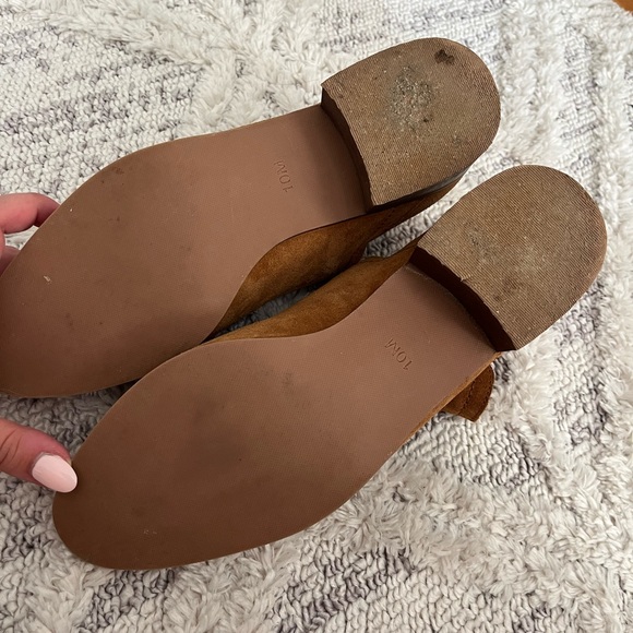 Suede cut out booties - Picture 5 of 5